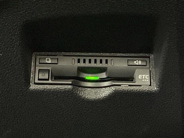 Toyota PRIUS 2018 7022642-2