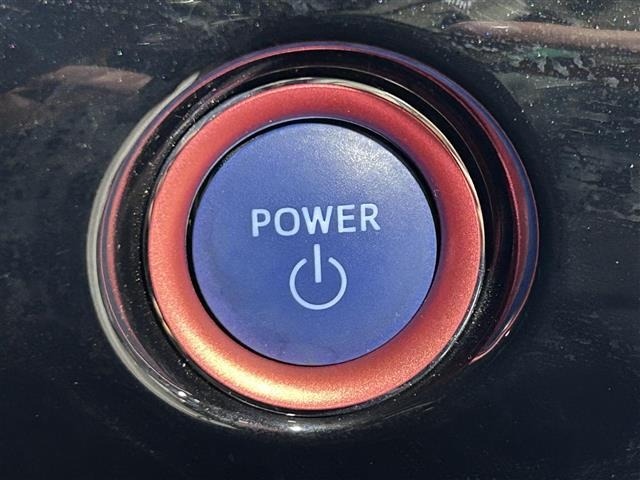 Toyota PRIUS 2018 7022647-15