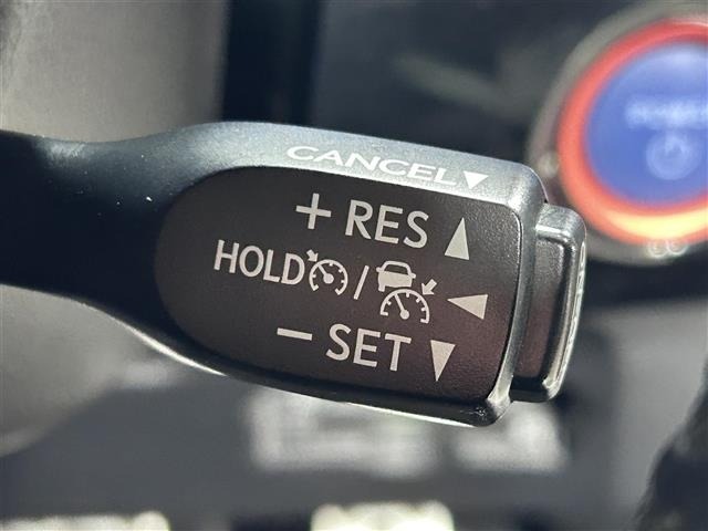 Toyota PRIUS 2018 7022647-16