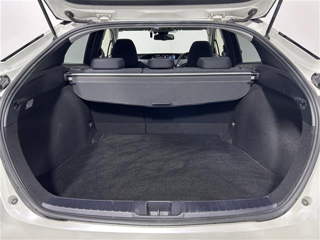 Toyota PRIUS 2018 7022647-6