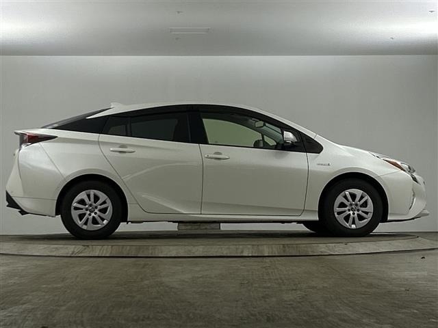 Toyota PRIUS 2018 7022648-21