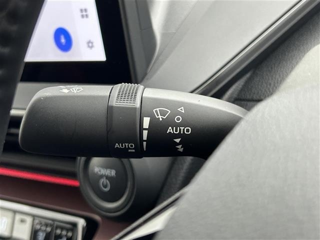 Toyota PRIUS 2024 7022656-20