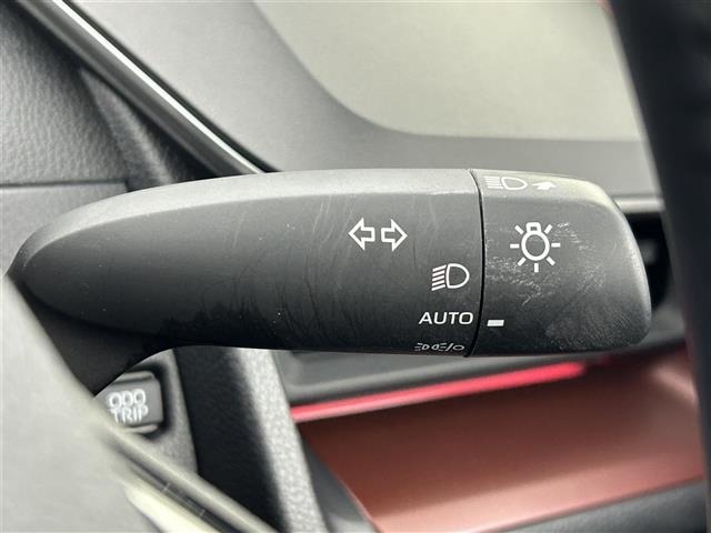 Toyota PRIUS 2024 7022656-22