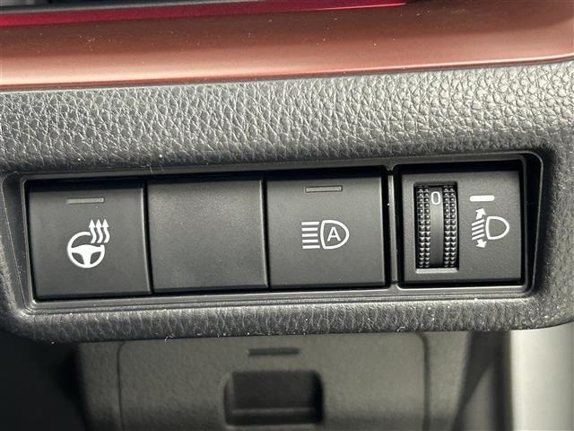 Toyota PRIUS 2024 7022656-3