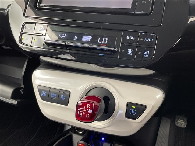 Toyota PRIUS 2018 7022657-22