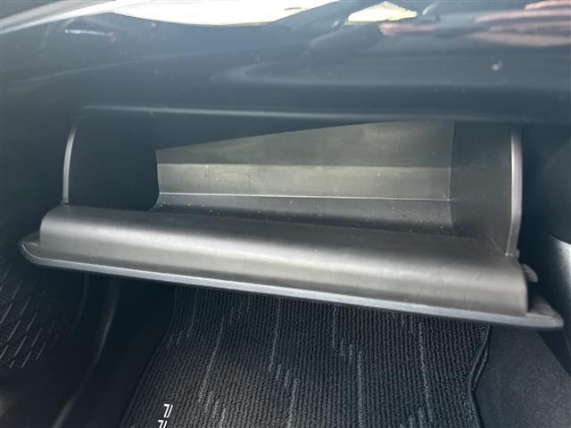 Toyota PRIUS 2019 7022659-10