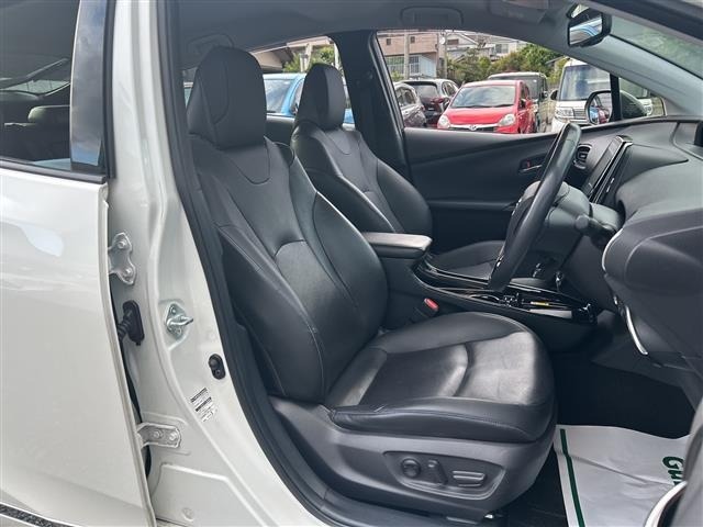 Toyota PRIUS 2019 7022659-12