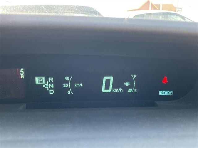 Toyota PRIUS 2013 7022671-1