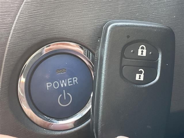 Toyota PRIUS 2013 7022671-11