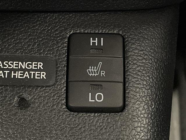 Toyota PRIUS 2017 7022681-18