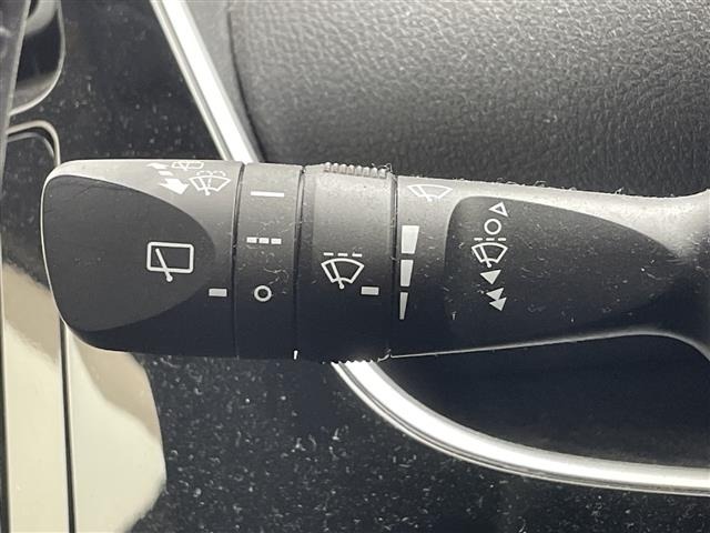 Toyota PRIUS 2017 7022681-22