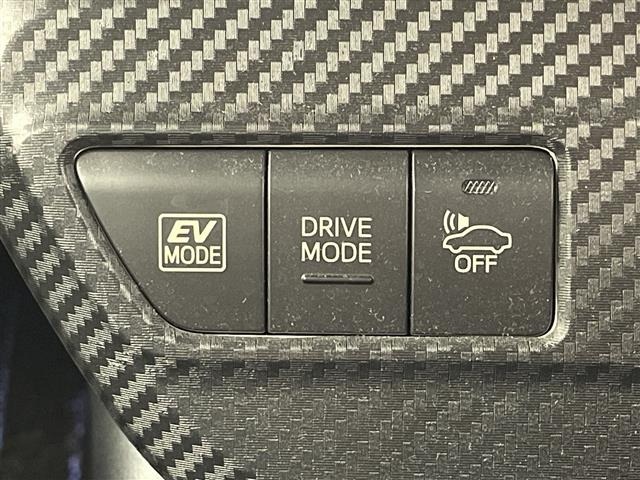 Toyota PRIUS 2017 7022681-7