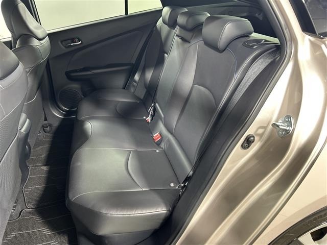 Toyota PRIUS 2016 7022684-4