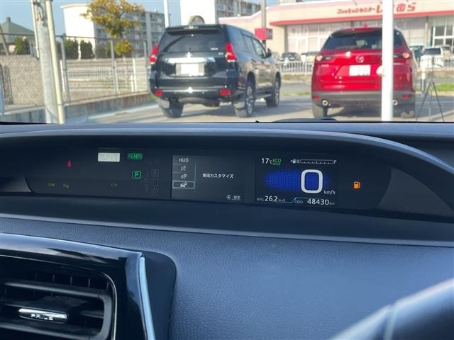 Toyota PRIUS 2019 7022696-12