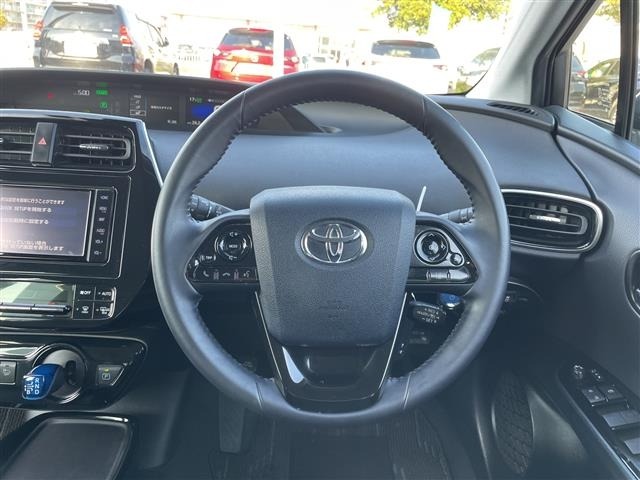 Toyota PRIUS 2019 7022696-5
