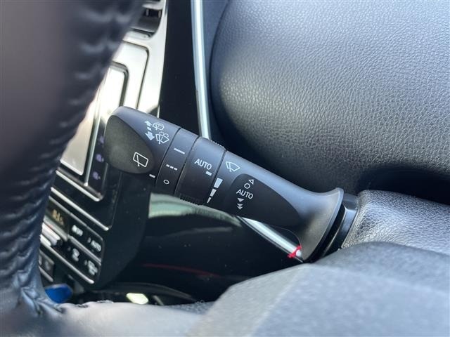Toyota PRIUS 2019 7022696-9