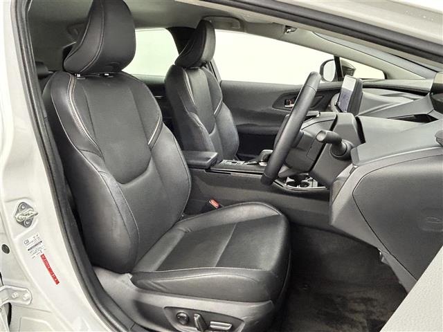 Toyota PRIUS 2023 7022707-2