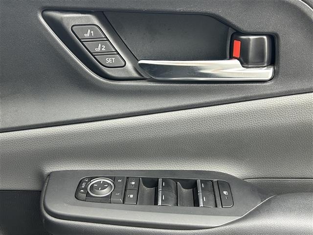 Toyota PRIUS 2023 7022707-3