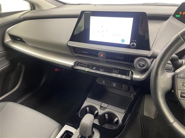 Toyota PRIUS 2023 7022708-22