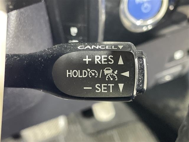 Toyota PRIUS 2017 7022713-10