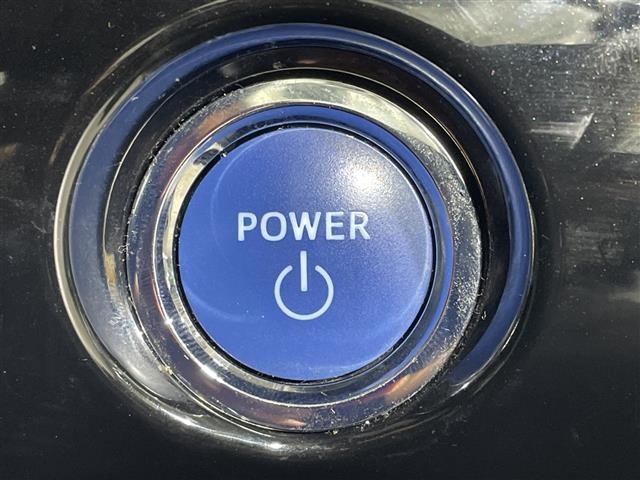 Toyota PRIUS 2017 7022713-12