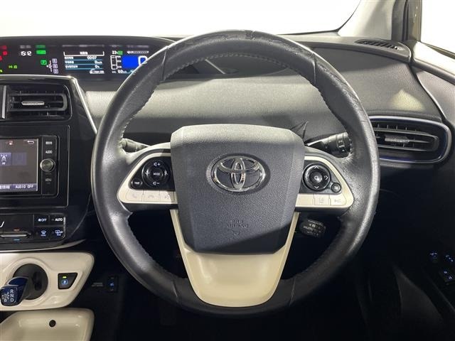 Toyota PRIUS 2017 7022713-5