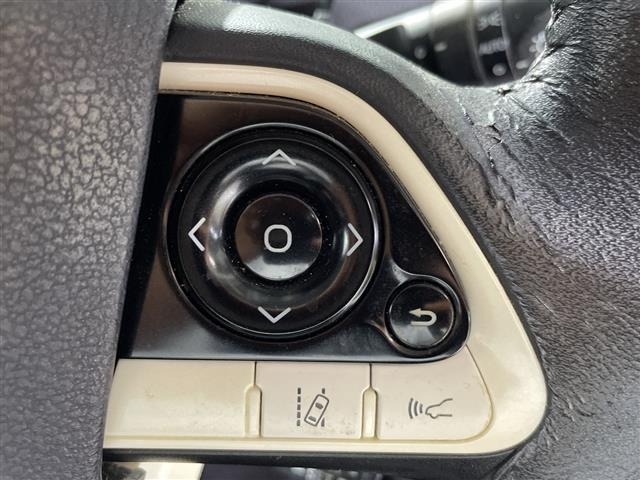 Toyota PRIUS 2017 7022713-9