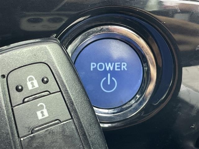 Toyota PRIUS 2016 7022721-22