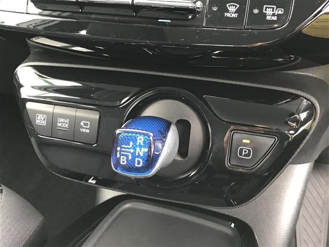Toyota PRIUS 2020 7022727-3