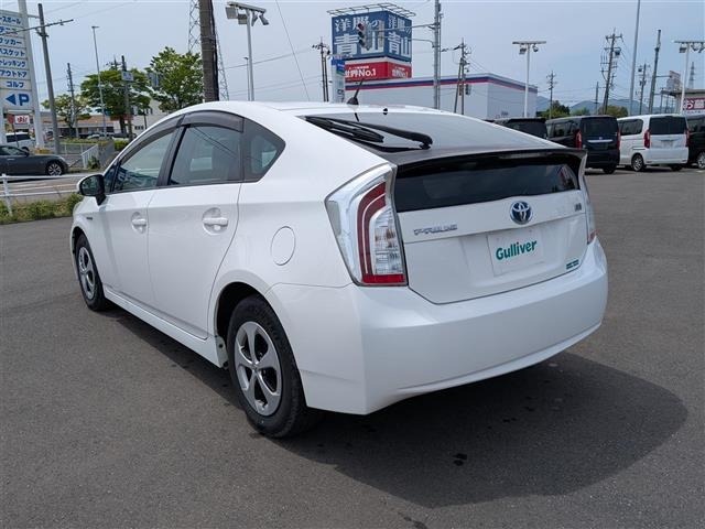 Toyota PRIUS 2012 7022739-13