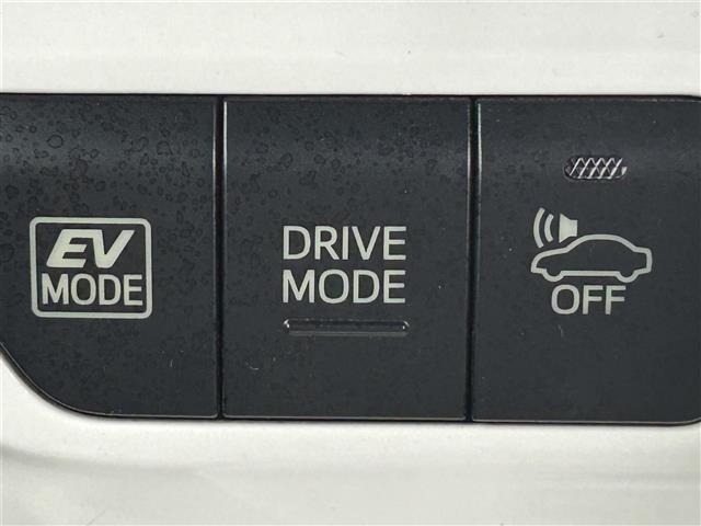 Toyota PRIUS 2018 7022753-4