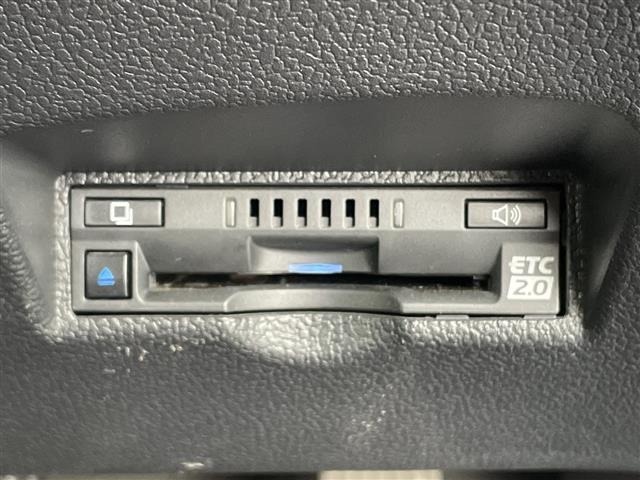 Toyota PRIUS 2021 7022777-22