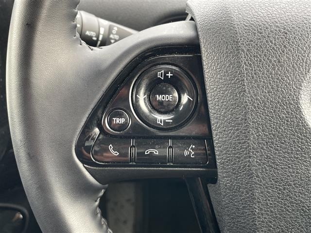 Toyota PRIUS 2021 7022777-5