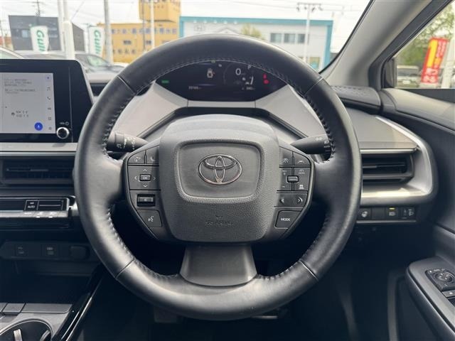Toyota PRIUS 2023 7022778-22