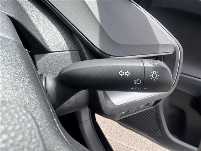 Toyota PRIUS 2023 7022778-4