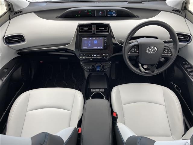 Toyota PRIUS 2019 7022788-16
