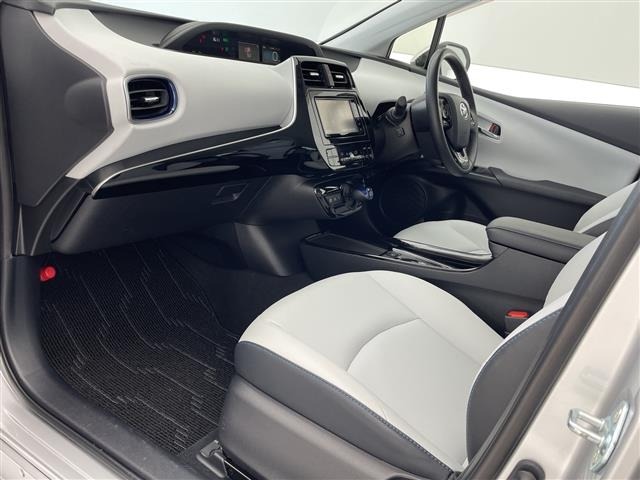 Toyota PRIUS 2019 7022788-2