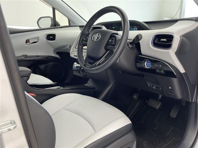 Toyota PRIUS 2019 7022788-23