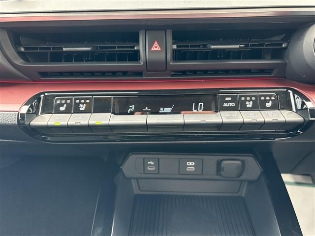 Toyota PRIUS 2024 7022797-1