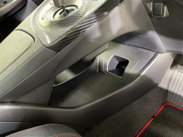 Toyota PRIUS 2013 7022798-10