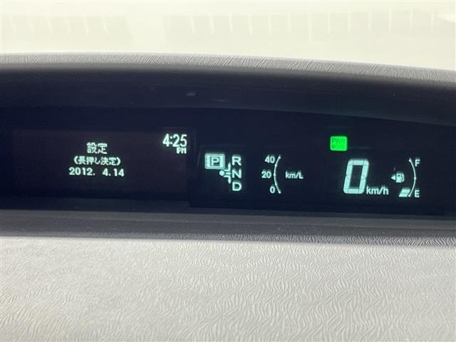 Toyota PRIUS 2013 7022798-5