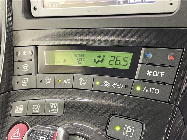 Toyota PRIUS 2013 7022798-8