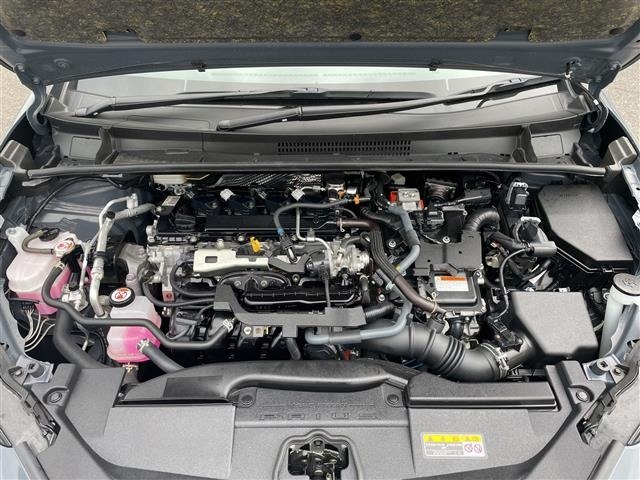 Toyota PRIUS 2023 7022812-14