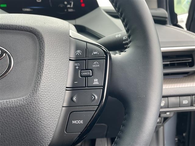Toyota PRIUS 2023 7022812-7