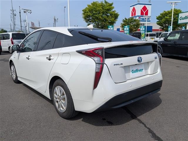 Toyota PRIUS 2017 7022813-13