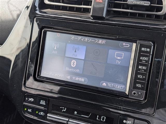 Toyota PRIUS 2017 7022813-22