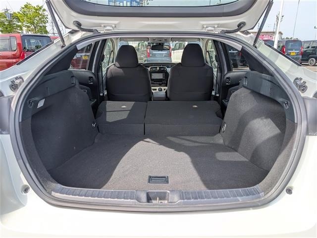 Toyota PRIUS 2017 7022813-3
