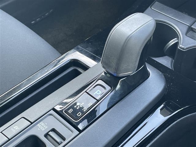Toyota PRIUS 2024 7022821-12