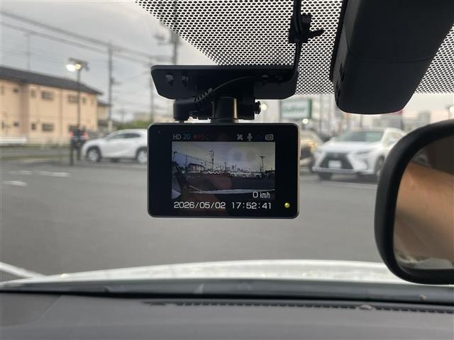 Toyota PRIUS 2016 7022830-10