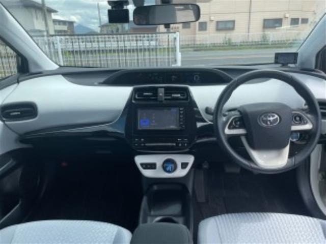 Toyota PRIUS 2016 7022830-15